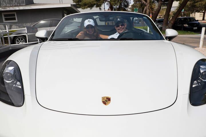 Quick Drive-Up Las Vegas Wedding at Paradise Wedding Chapel photo 5