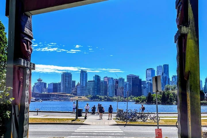 Private Vancouver Sightseeing Day Tour — Stanley Park, Gastown & Granville Island photo 2