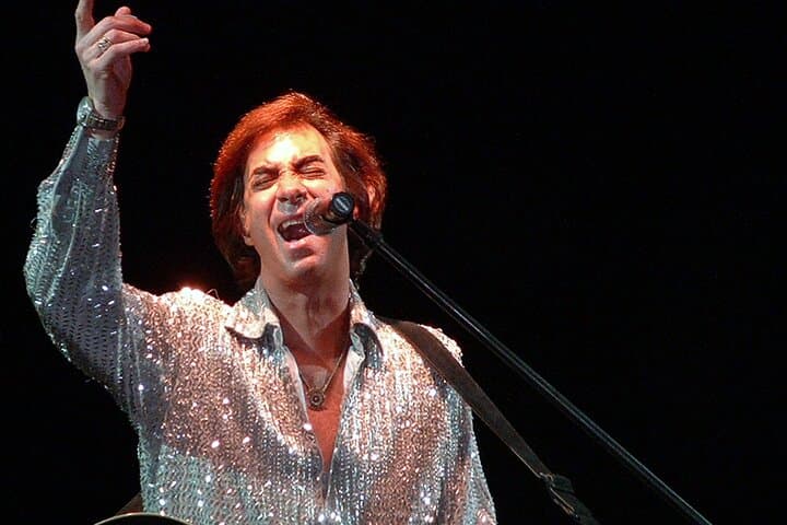 King of Diamonds: Neil Diamond Tribute Show in Las Vegas — Tickets, Tips & What to Expect photo 3