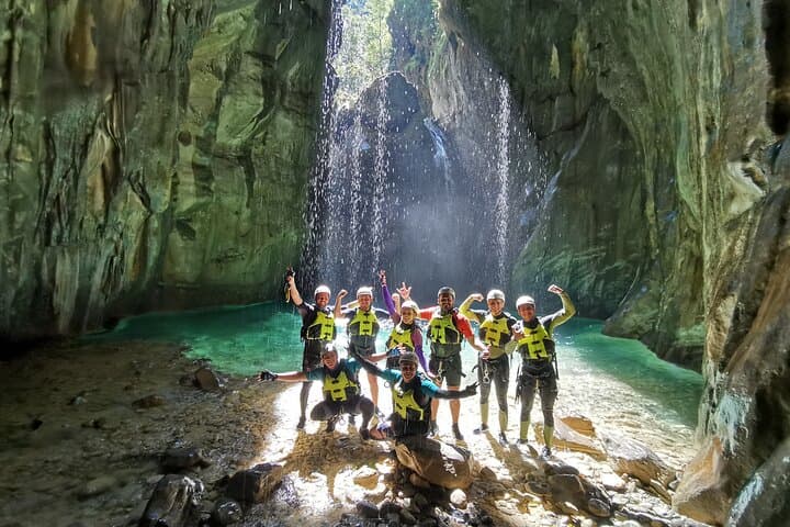 Matacanes Canyoning: Full-Day Jumps, Rappels & Turquoise Pools