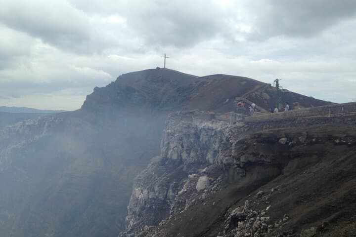 Full-Day Nicaragua Border Tour: Granada, Lake Nicaragua & Volcano Views