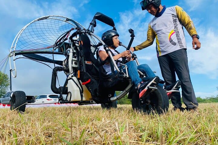 Paragliding Over Santiago, NL: Sunrise Flights Above La Boca Dam photo 3