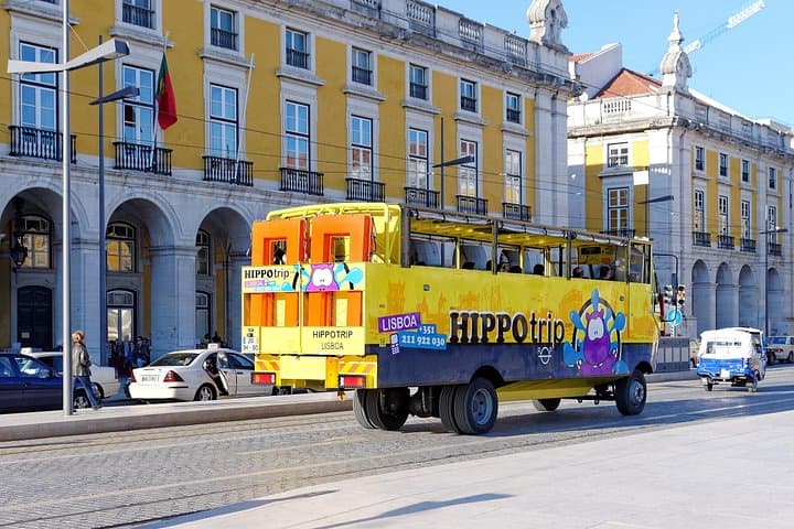 Lisbon Amphibious Hippo Tour and Castelo de São Jorge: Private Full-Day Sightseeing photo 2