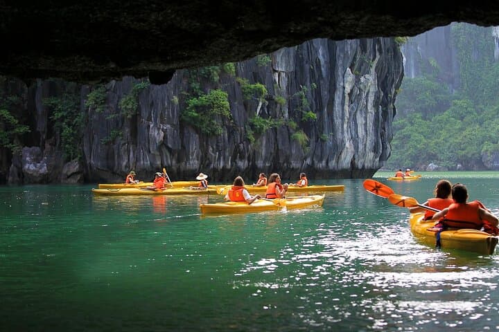 3-Day Luxury Halong & Lan Ha Bay Cruise with Private Balcony Cabin photo 4