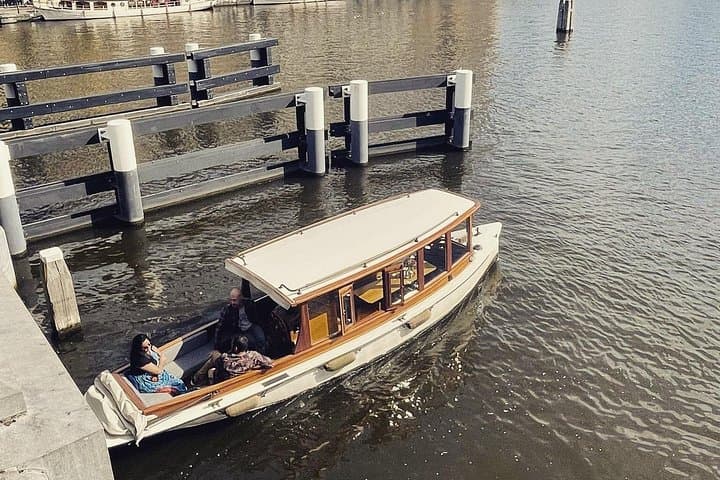 Private Champagne Canal Cruise in Amsterdam — 90-Min Historic Boat Tour photo 3