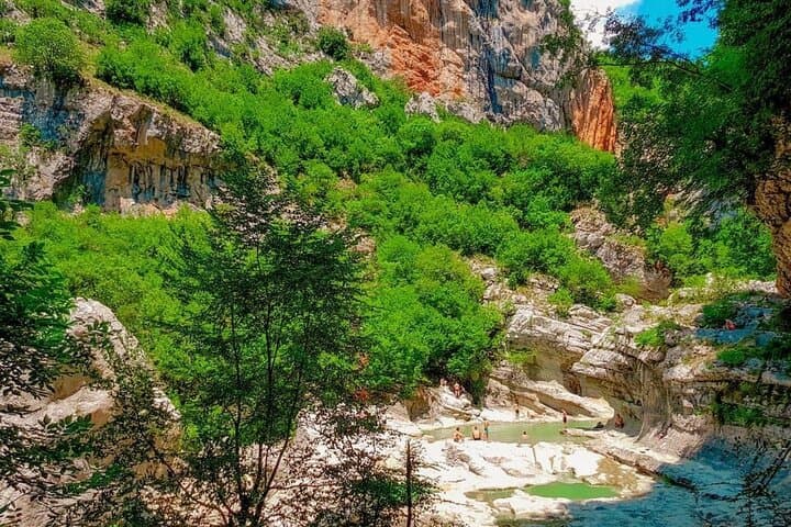 Cyclops' Eye Day Tour from Tirana: Krrabë's Heart-Shaped Spring photo 5