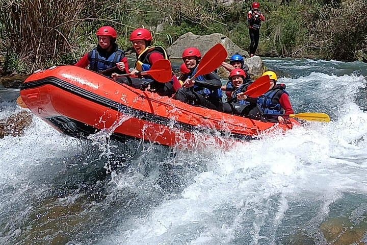 Mijares River Rafting in Montanejos: 3-Hour Class III Adventure Near Valencia photo 3
