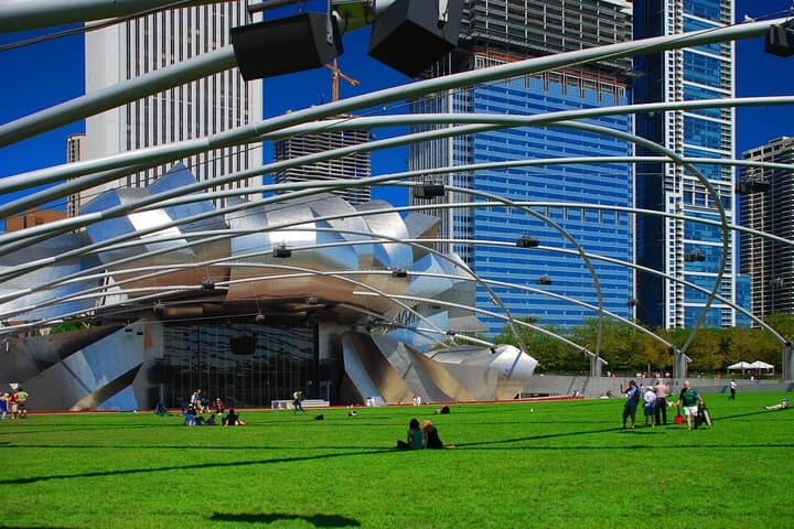 Chicago Food Tour: Magnificent Mile & Millennium Park Walking Experience photo 4
