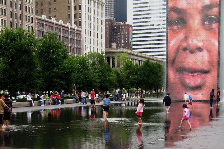 Chicago Food Tour: Magnificent Mile & Millennium Park Walking Experience photo 5