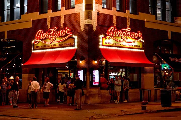 Chicago Food Tour: Magnificent Mile & Millennium Park Walking Experience