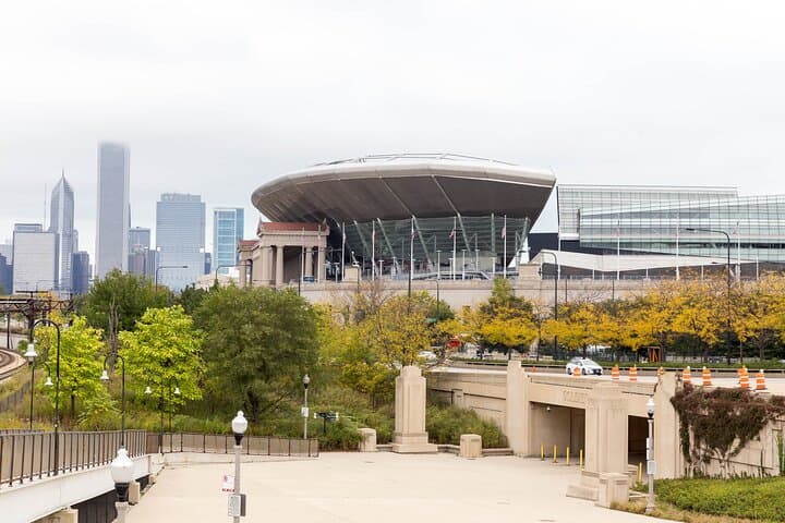 Exploring Chicago on Two Wheels: A Practical Guide to the City’s Must-See Bike Tour photo 6