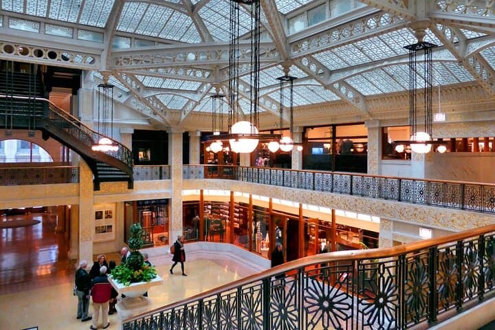 Chicago Off-the-Beaten-Path Architecture Tour: Interiors of the Loop photo 3