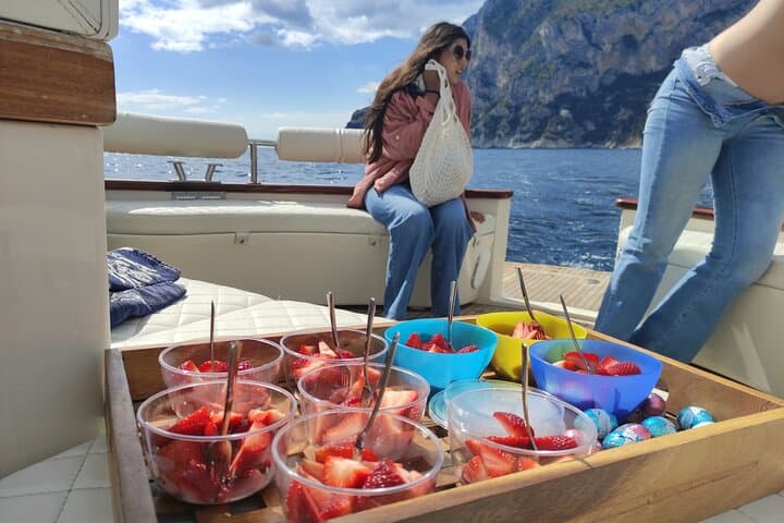 Full-Day Amalfi Coast Boat Tour from Sorrento: Amalfi, Positano & Li Galli photo 3