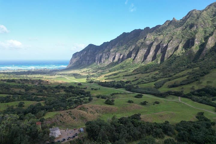 Oahu North Shore One-Day Scenic Tour from Waikiki — Koʻolau Range, Dole Plantation & Sunset Beach photo 4