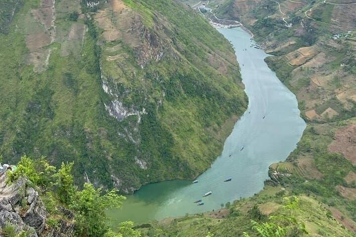 Ha Giang Loop Motorcycle Tour — 4-Day Guided Ride Through Northern Vietnam photo 4