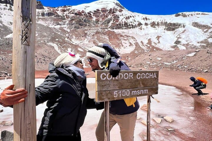 Climb Chimborazo Volcano from Baños: Private Day Tour to Ecuador's Highest Peak photo 2