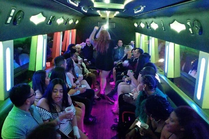 Las Vegas Private Party Bus: VIP Nightclub Tour on the Strip photo 2