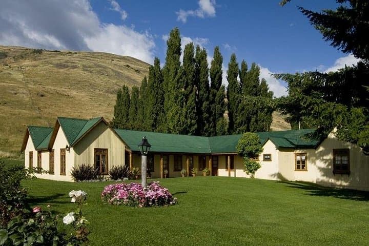Estancia Nibepo Aike & South Navigation to Perito Moreno Glacier — Full-Day Ranch, Boat and Catwalk Experience photo 4