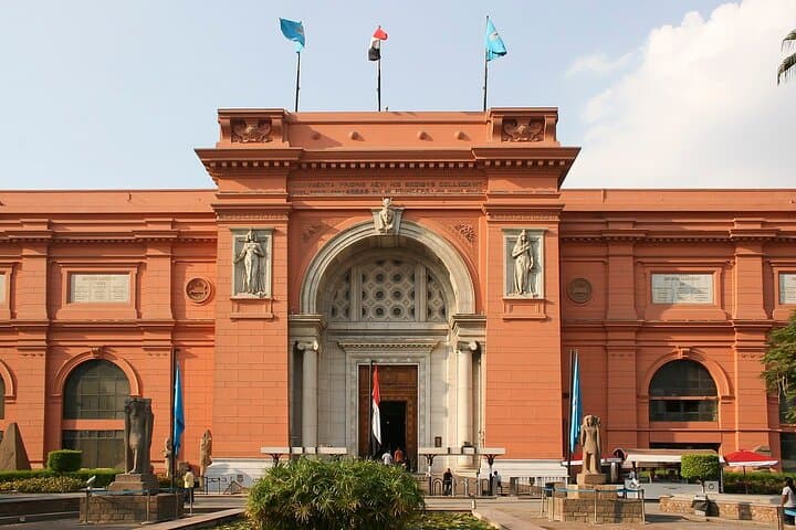 Private Day Tour to Cairo from Hurghada: Pyramids, Egyptian Museum & Khan El-Khalili photo 4