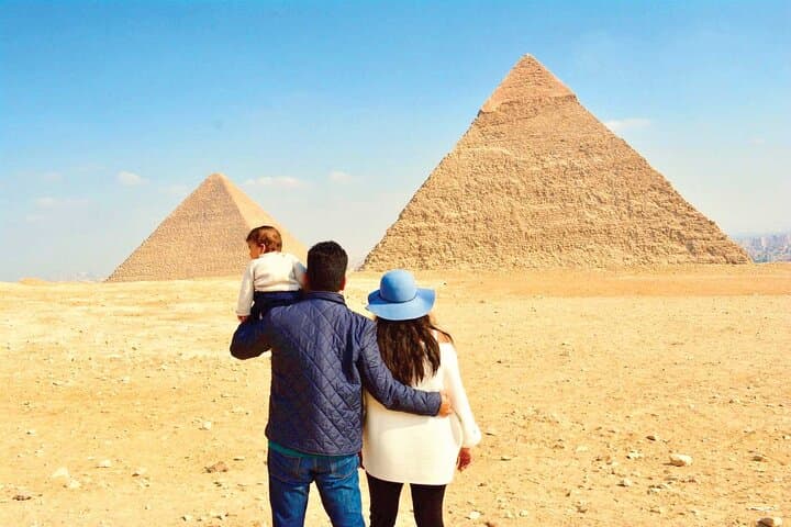 Private Day Tour to Cairo from Hurghada: Pyramids, Egyptian Museum & Khan El-Khalili photo 5