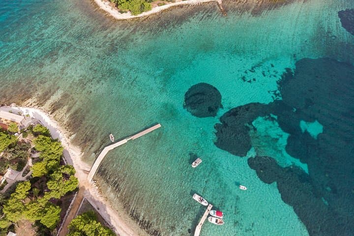 Blue Lagoon and Šolta Private Speedboat Tour from Split — Swim, Snorkel & Spot Dolphins photo 2