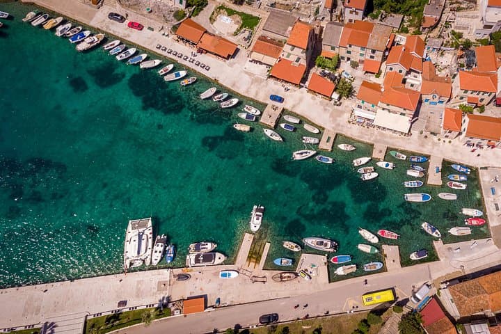 Blue Lagoon and Šolta Private Speedboat Tour from Split — Swim, Snorkel & Spot Dolphins photo 6