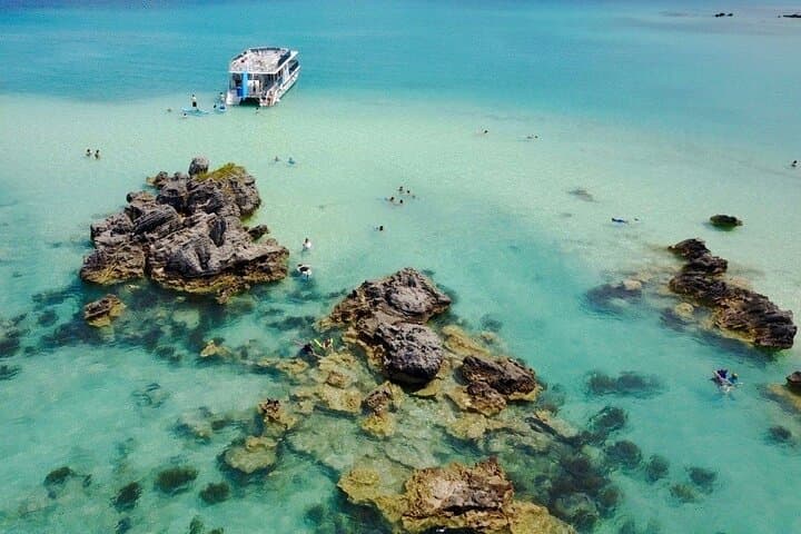 Bermuda Sundeck Sightseeing & Snorkel Cruise — Reefs, Beaches and Kayaks photo 3