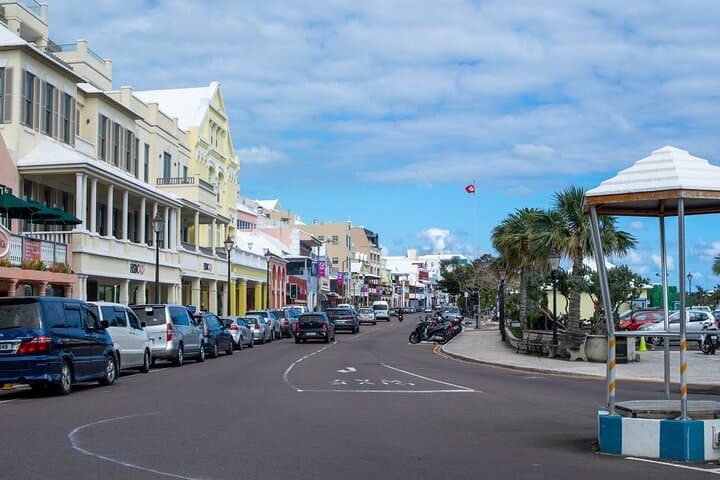 Hamilton Shopping & Sightseeing Cruise: Royal Naval Dockyard to Hamilton photo 6