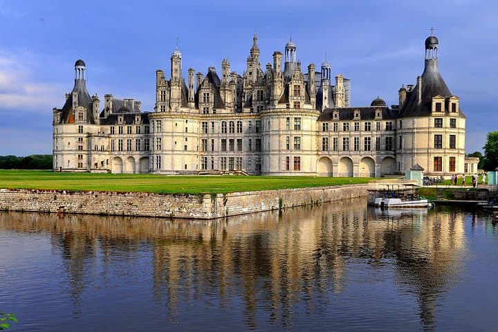 Private Day Trip to Chenonceau & Chambord from Tours — Loire Valley Castle Tour photo 1