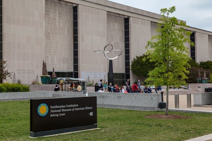 Self-Guided Washington DC Mall Audio Walking Tour — Lincoln Memorial to Capitol photo 4