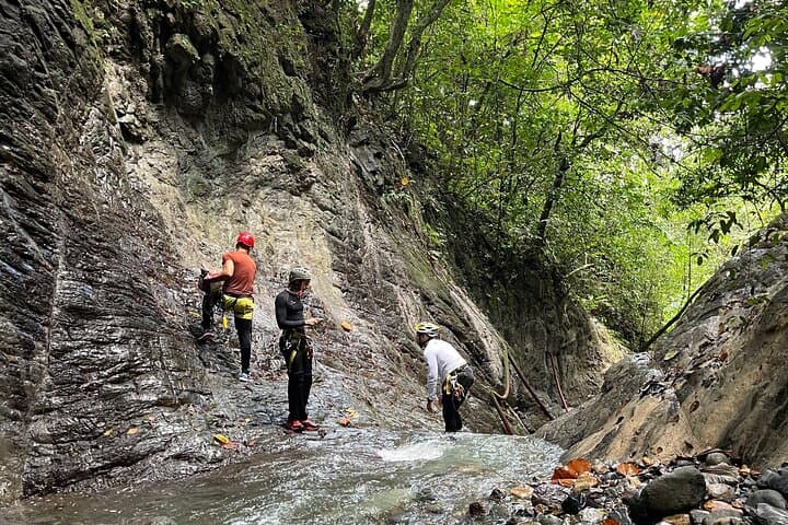 Canyoning Bonito River Near Bonao — Rappel, Natural Slides & Crystal Pools photo 3