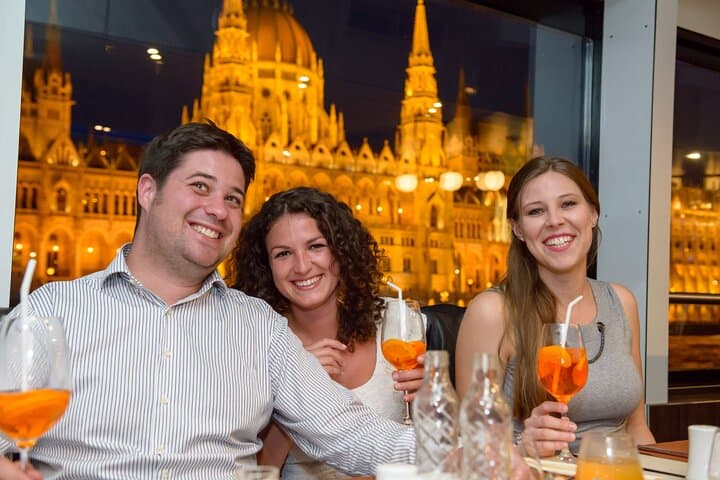 Budapest Piano and Cocktail Cruise on the Danube — Evening Drinks & Live Music photo 2