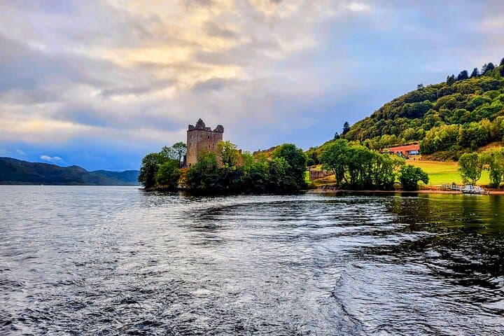 Luxury Private Highlands & Loch Ness Tour from Edinburgh — Full-Day Scenic Drive