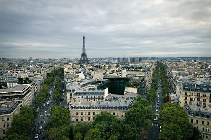 Paris Orientation Tour, Seine Dinner Cruise & Galeries Lafayette with CDG Transfer photo 2