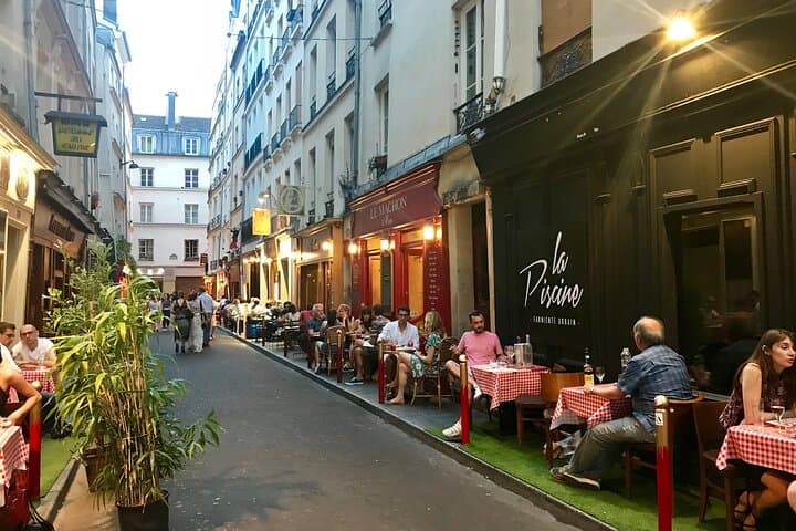 Paris Saint-Germain Half-Day Tour and Seine Cruise with CDG Transfers photo 3