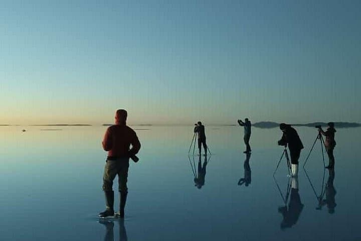 Half-Day Uyuni Salt Flats Sunset Tour — Incahuasi Island & Toast photo 1