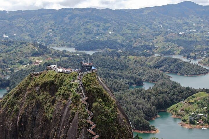 Full-Day Guatapé Escape: El Peñol, Colorful Zócalos & Majestic Yacht Cruise photo 4