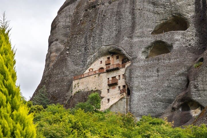 Secret Caves of Meteora Sunset Hike: Hidden Hermitages & Panoramic Views photo 4