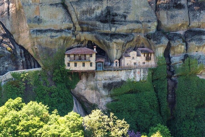 Hiking Meteora's Hidden Trails: Monasteries, Pillars & Panoramas photo 5