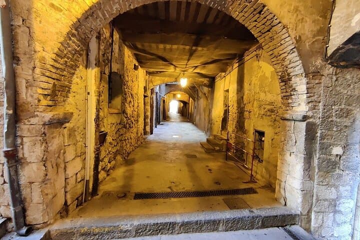 Villefranche 2-Hour Paddle and Old Town Walking Tour photo 2