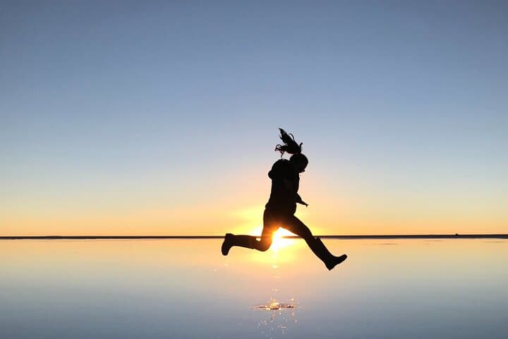 4-Day Salar de Uyuni Private Tour by Air from La Paz photo 2