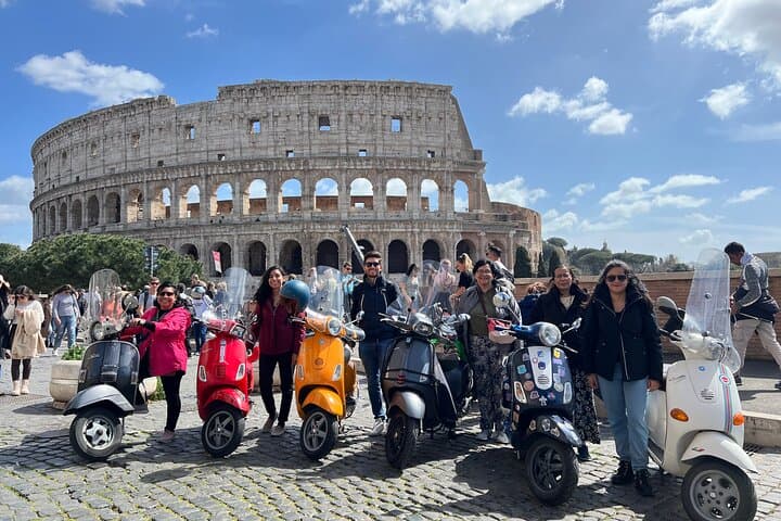 Scooter Through Rome: Two-Hour Vespa Tour with Pickup and Drop-off photo 2