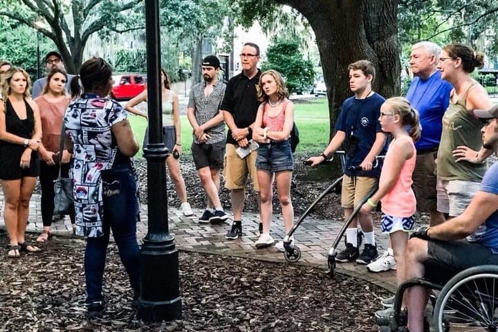 Savannah Secrets After Dark: 8pm True Crime Walking Tour photo 4