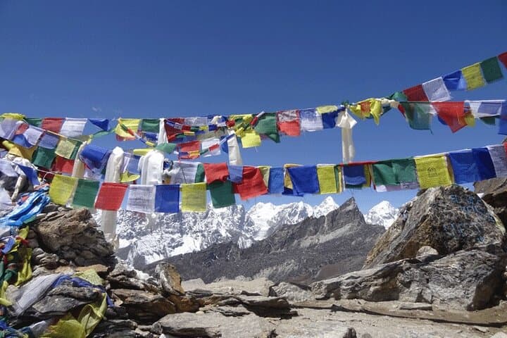 Everest Base Camp Trek: 12-Day Sherpa-Guided Route to Kalapathar Sunrise photo 2