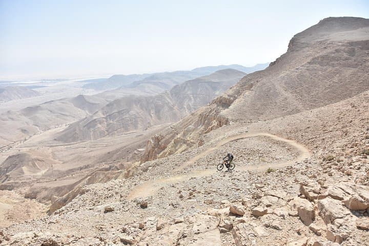 E-Bike Desert Ride: Electric Mountain Bike Tour in Eilat Mountains photo 1