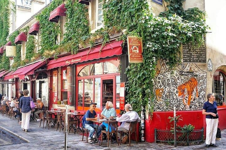 Paris Panoramic Day Tour: Montmartre, Le Marais & Moulin Rouge with CDG Transfers photo 2