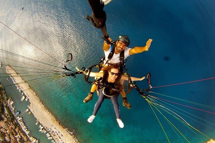 Alanya Tandem Paragliding Over Cleopatra Bay — 15-Min Flight with Free Hotel Transfer photo 1