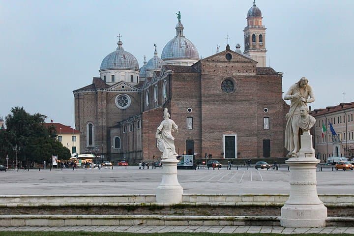 Private Padua Day Trip from Venice: Basilica, Palazzo della Ragione & Prato della Valle photo 2