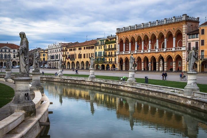 Private Padua Day Trip from Venice: Basilica, Palazzo della Ragione & Prato della Valle photo 1
