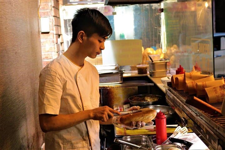 Hanoi Morning Foodie and Mini Coffee Class: Old Quarter Walking Taste Tour photo 4